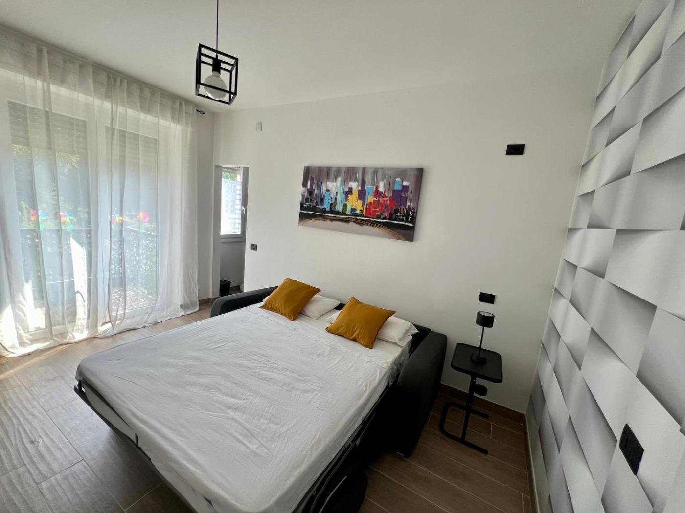 Ferienwohnung Moderno Ed Elegante Loft Con Balcone Mailand Exterior foto